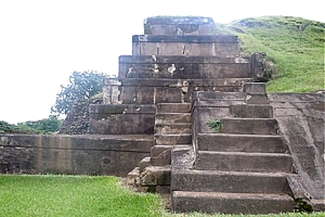 Retire in El Salvador