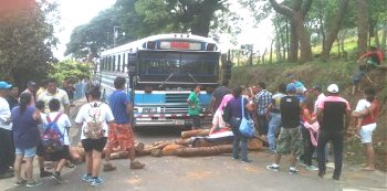Roadblock in Costa Rica photo: ©Mark Van Patten Retire in Costa Rica