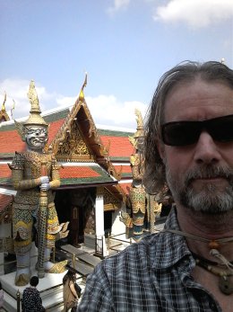 Retire in/vacation in Thailand