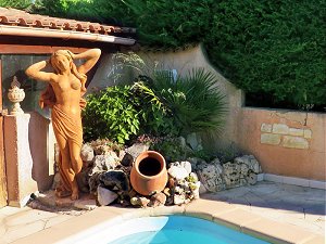 Nymph by our pool photo: ©K van der Zee Retire in France